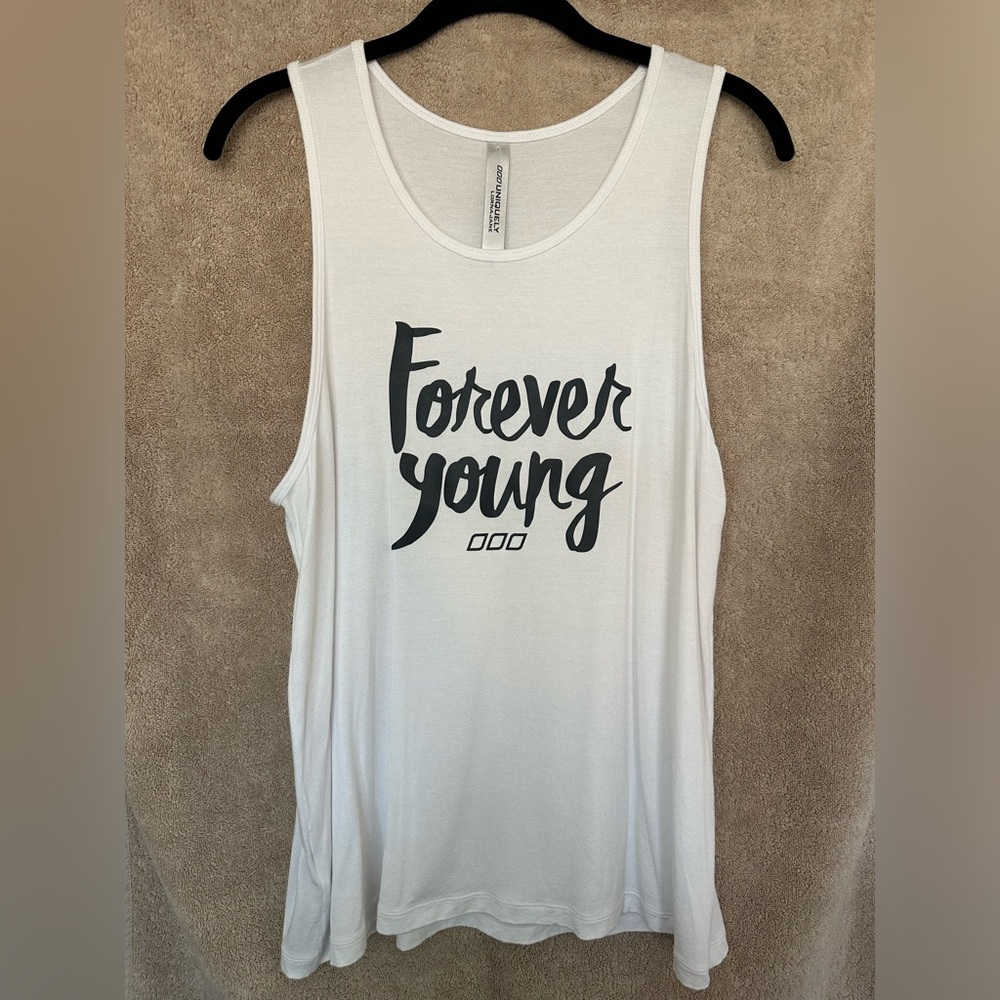 Lorna Jane tank top 🧘🏼 (size 6)